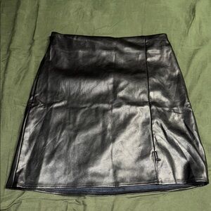 Old Navy Black Faux Leather Skirt